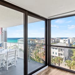 Coastal Breeze Hideaway